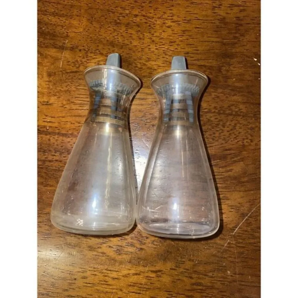 Vintage‎ Set PYREX Oil and Vinegar Cruets Gold Bands with Stoppers Made in USA